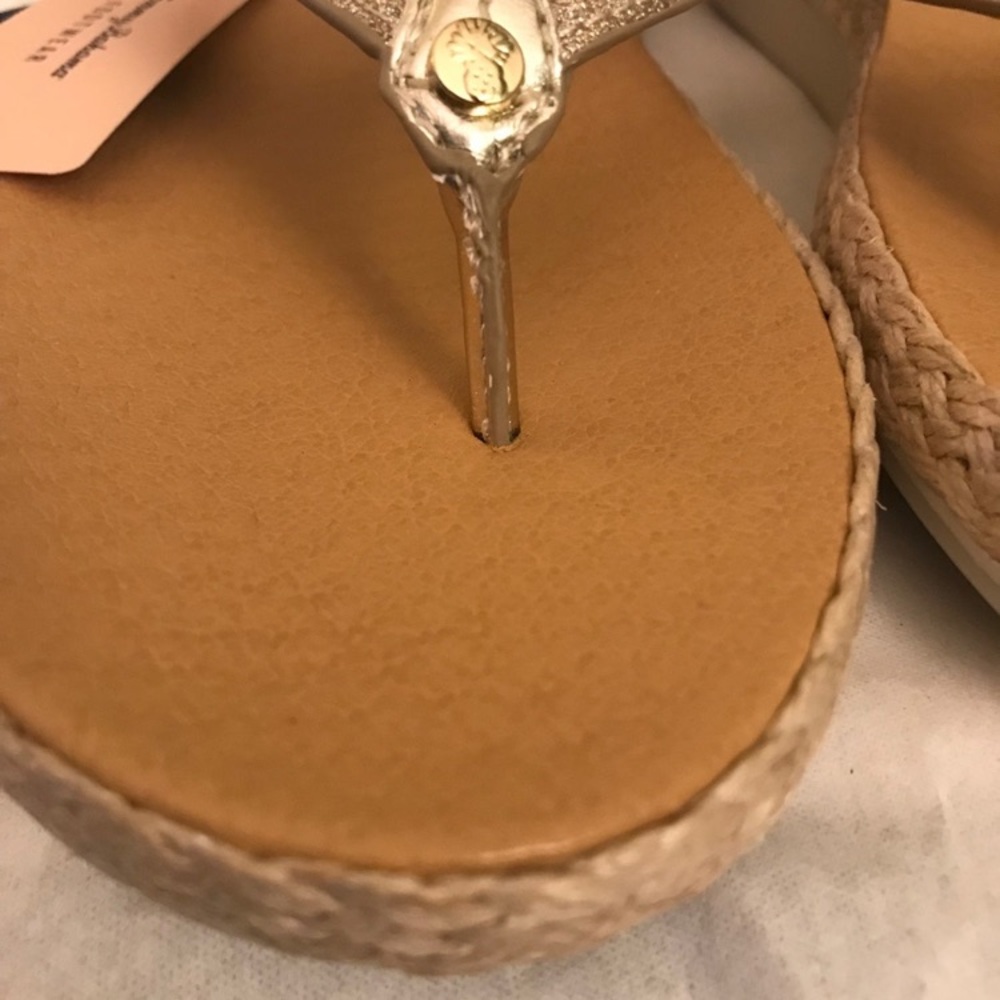 New Sandals - Picture 5 of 10